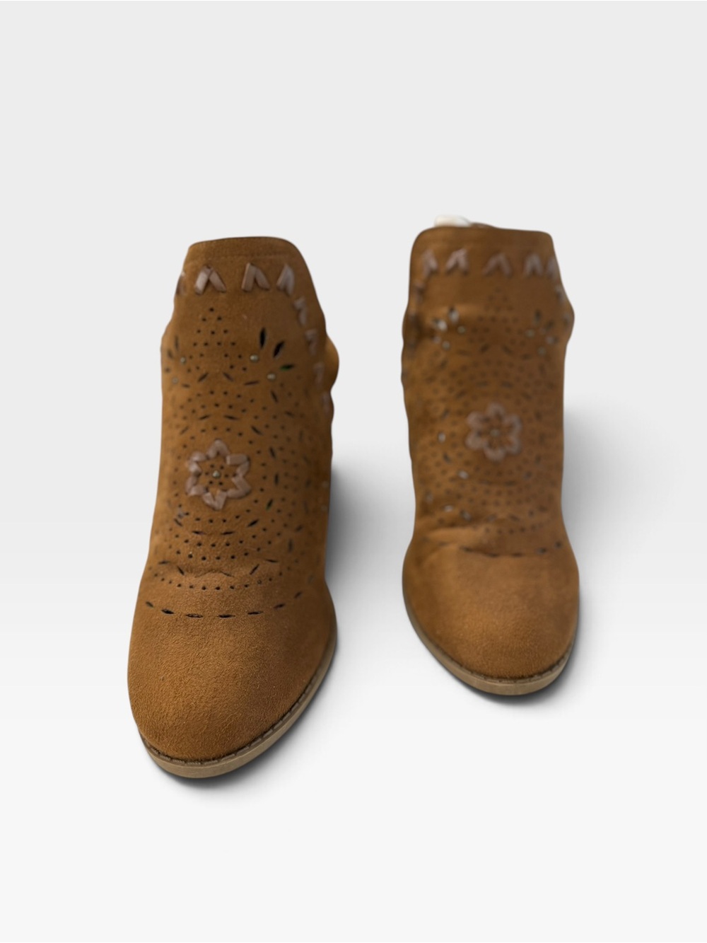 Francesca’s Remmy 2 Brown Laser Cut Boho Western Booties Women’s Size 8
